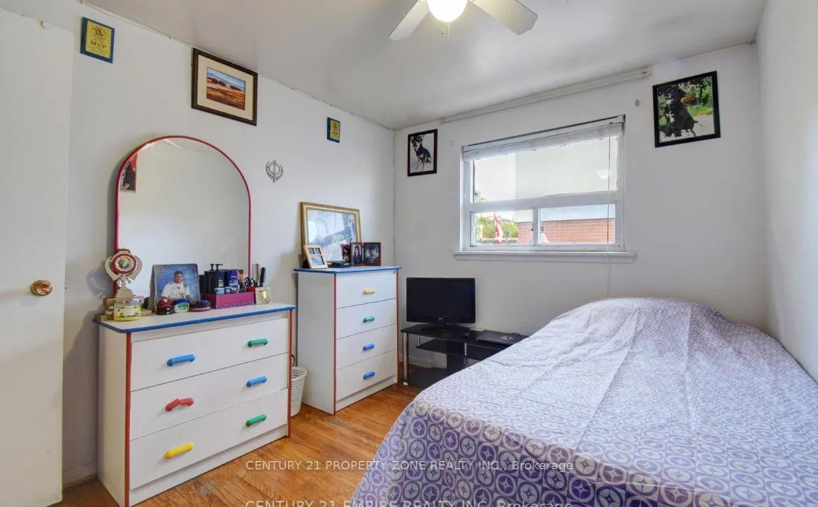 Photo 14 of 57 Davenport Crescent, Brampton, Southgate — HOMEH