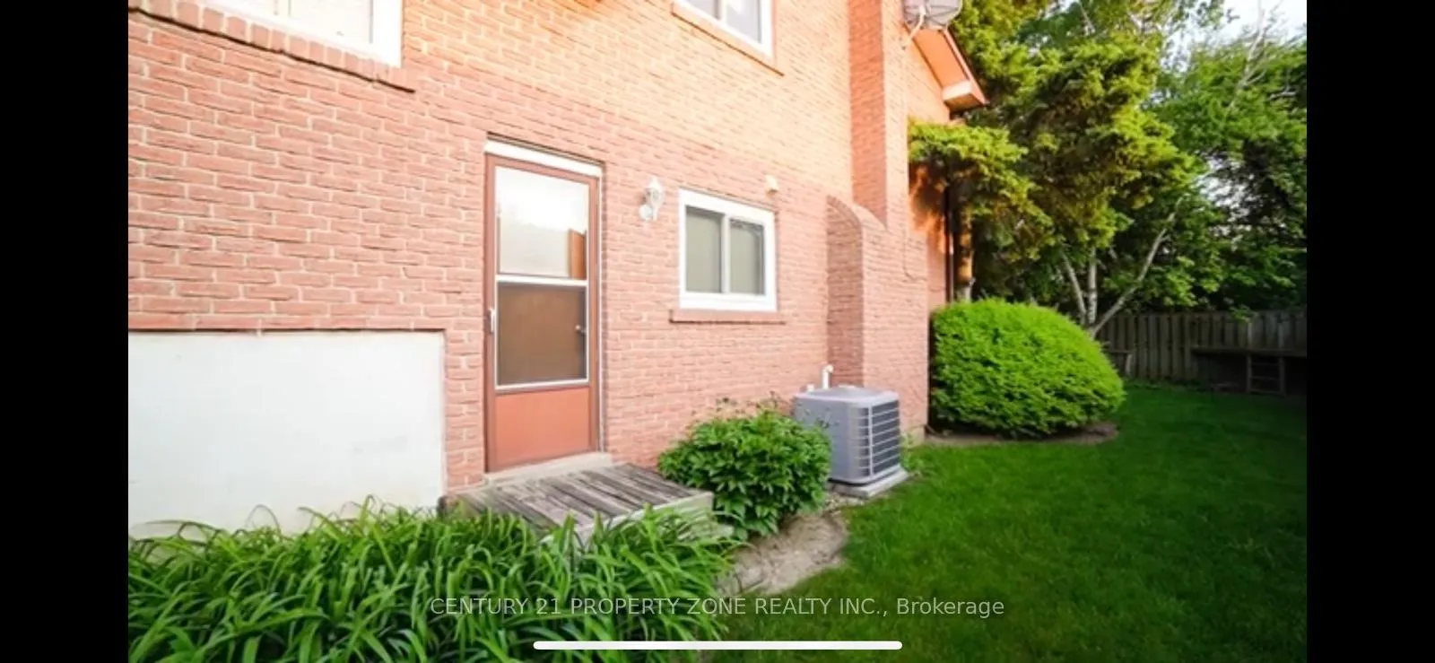 Photo 23 of 57 Davenport Crescent, Brampton, Southgate — HOMEH