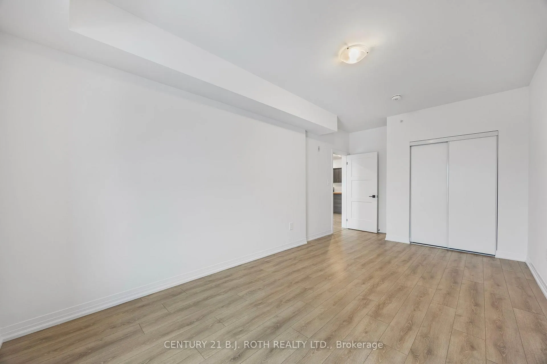 Photo 27 of Unit 613, 15 kneeshaw Drive, Barrie, Rural Barrie Southeast — HOMEH