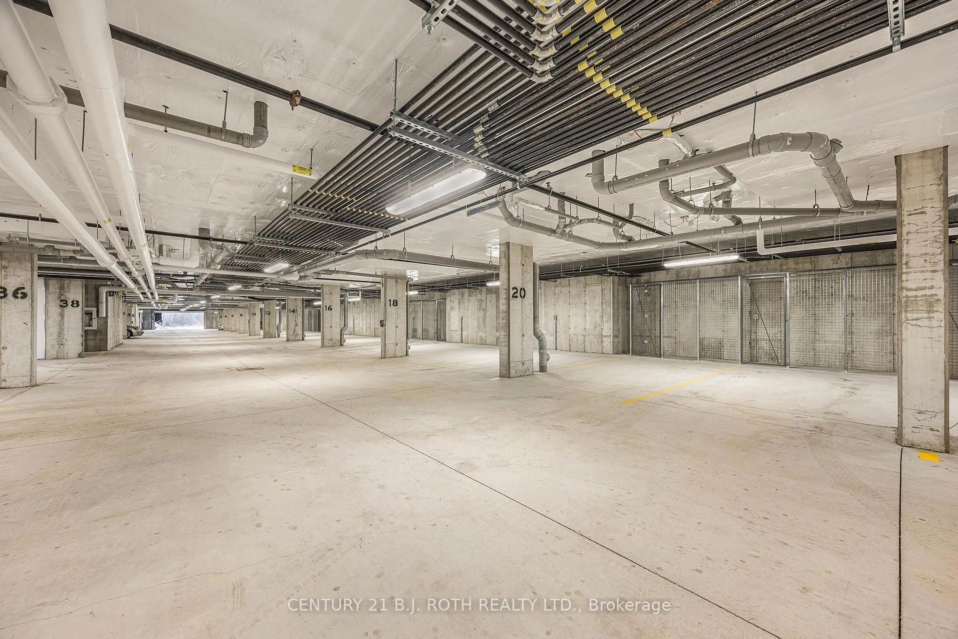 Photo 44 of Unit 613, 15 kneeshaw Drive, Barrie, Rural Barrie Southeast — HOMEH
