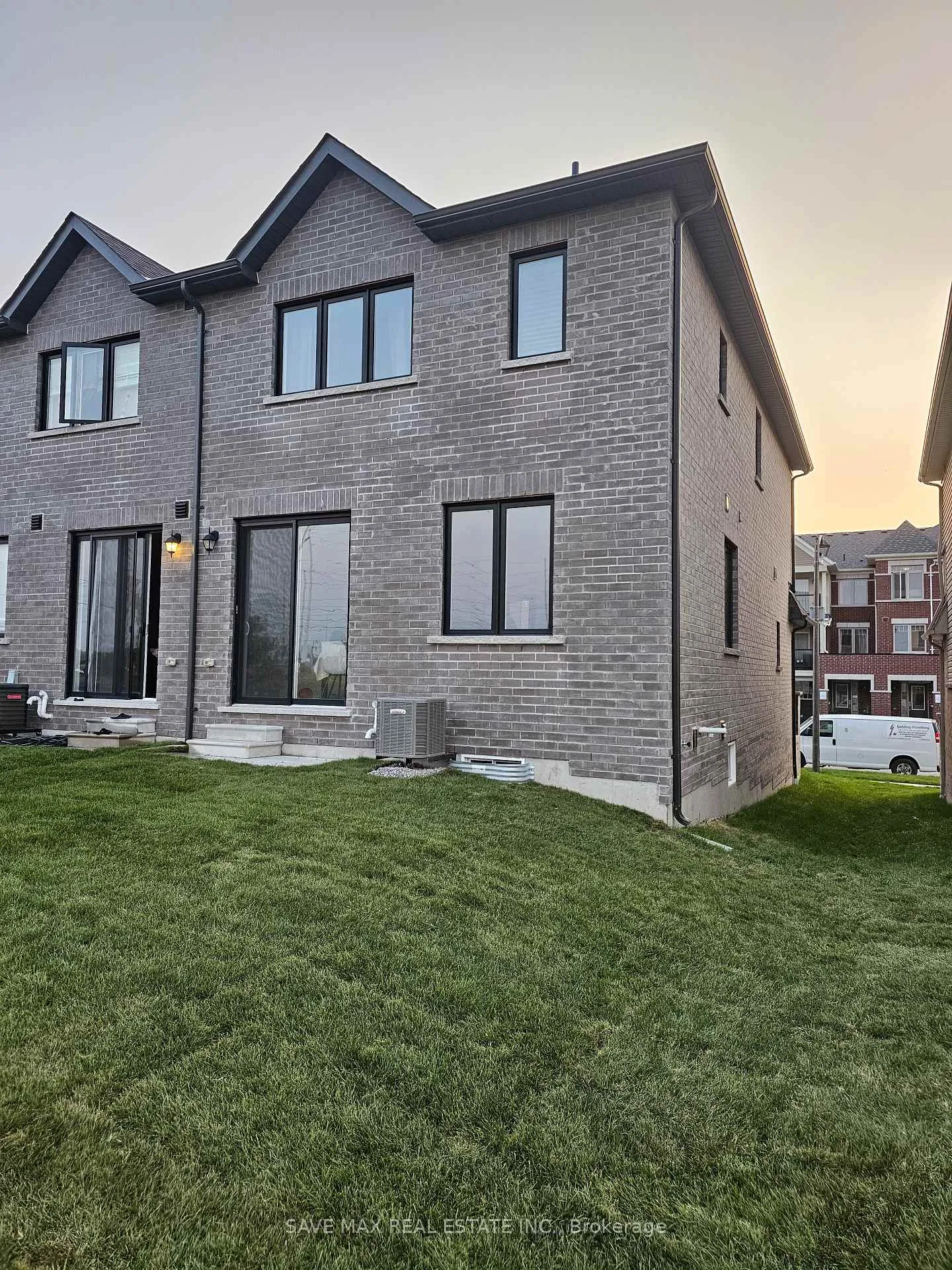 Photo 15 of 1084 Lockie Drive, Oshawa, Kedron — HOMEH