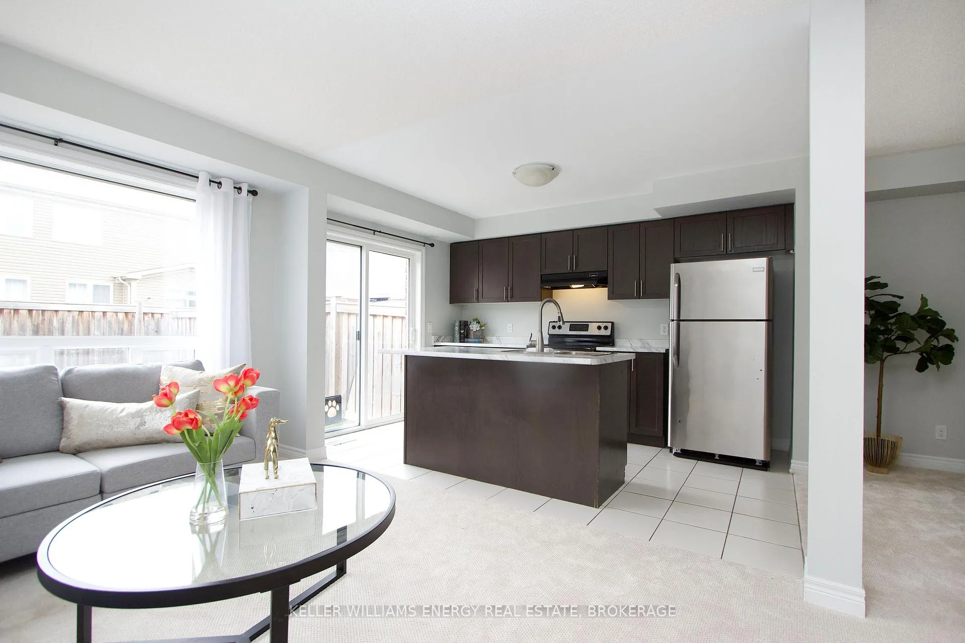 Photo 3 of 156 Iribelle Avenue, Oshawa, Windfields — HOMEH