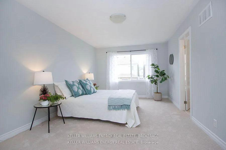 Photo 9 of 156 Iribelle Avenue, Oshawa, Windfields — HOMEH