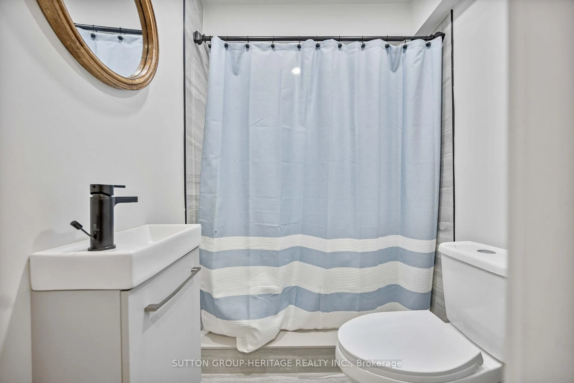 Photo 32 of 491 Windfields Farm Drive W, Oshawa, Windfields — HOMEH