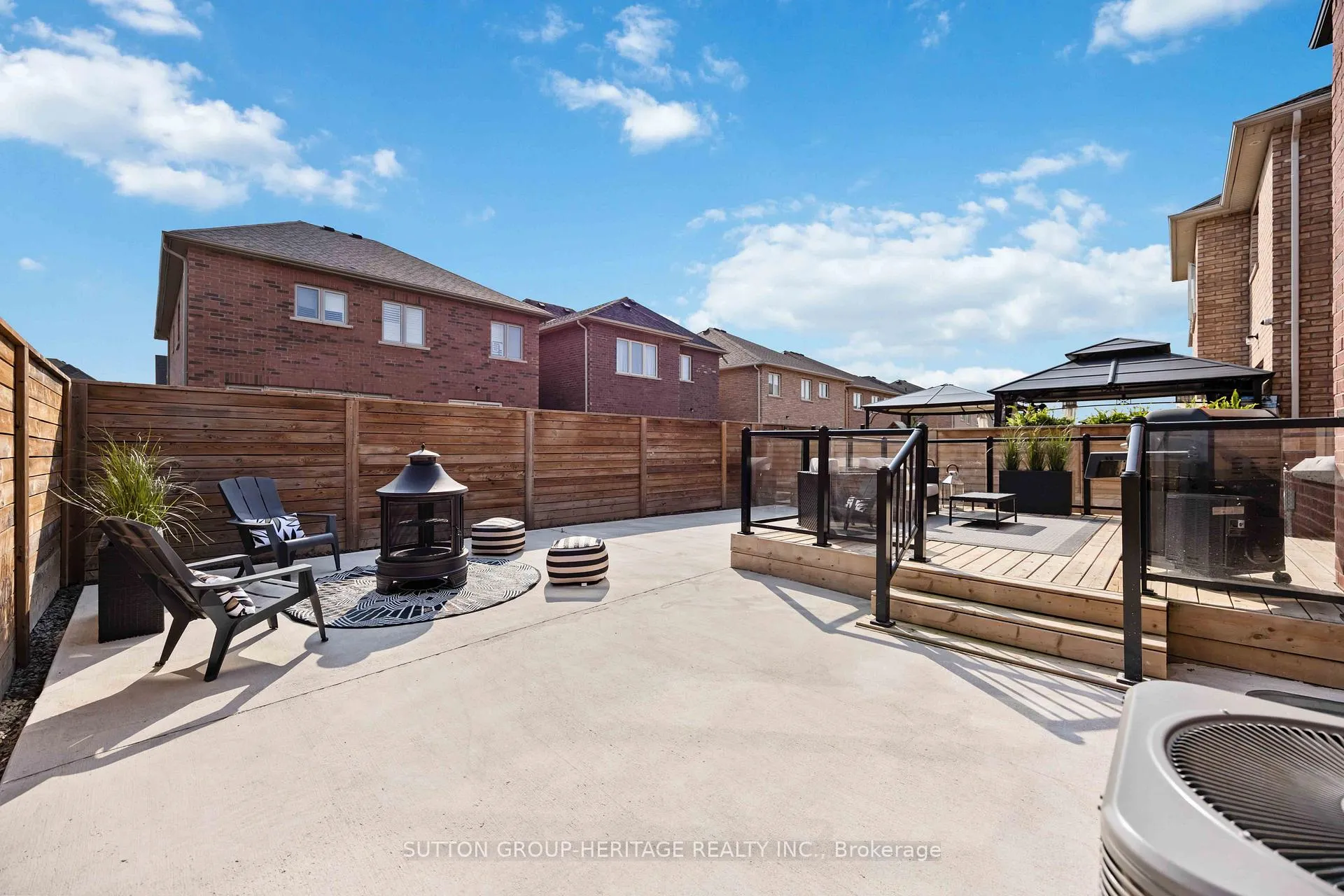 Photo 38 of 491 Windfields Farm Drive W, Oshawa, Windfields — HOMEH
