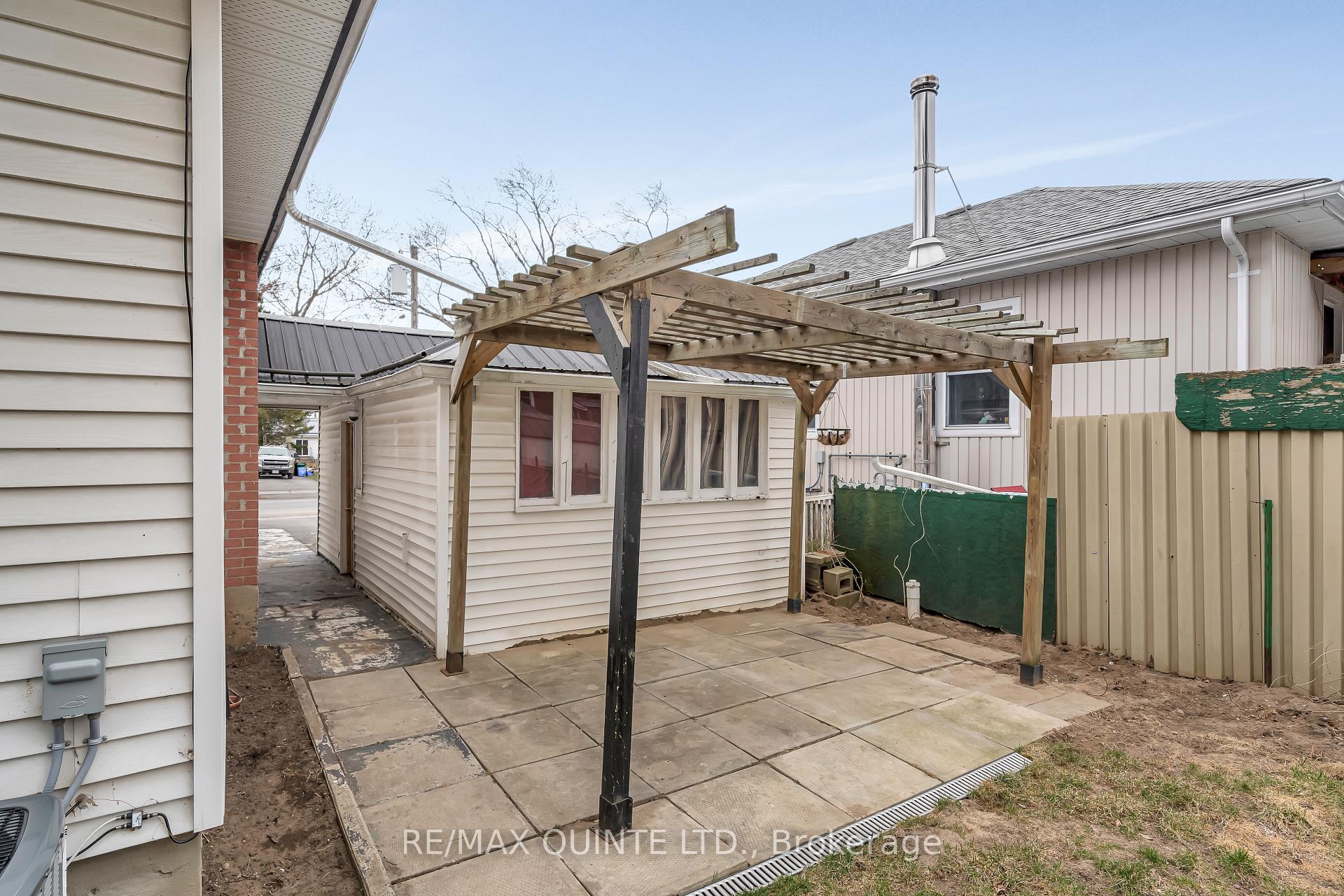 Photo 35 of 74 Hastings Drive, Belleville, Belleville Ward — HOMEH