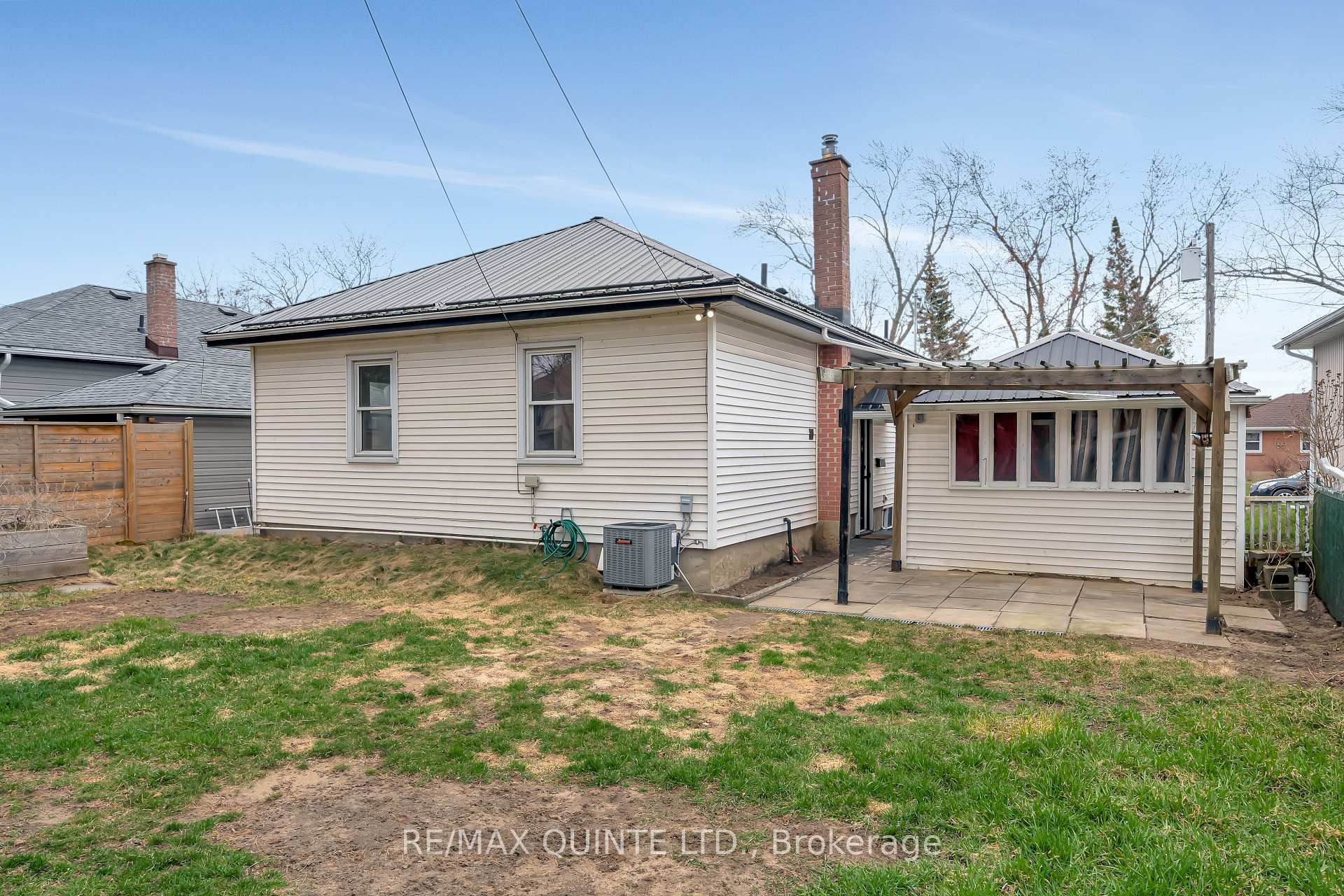 Photo 36 of 74 Hastings Drive, Belleville, Belleville Ward — HOMEH