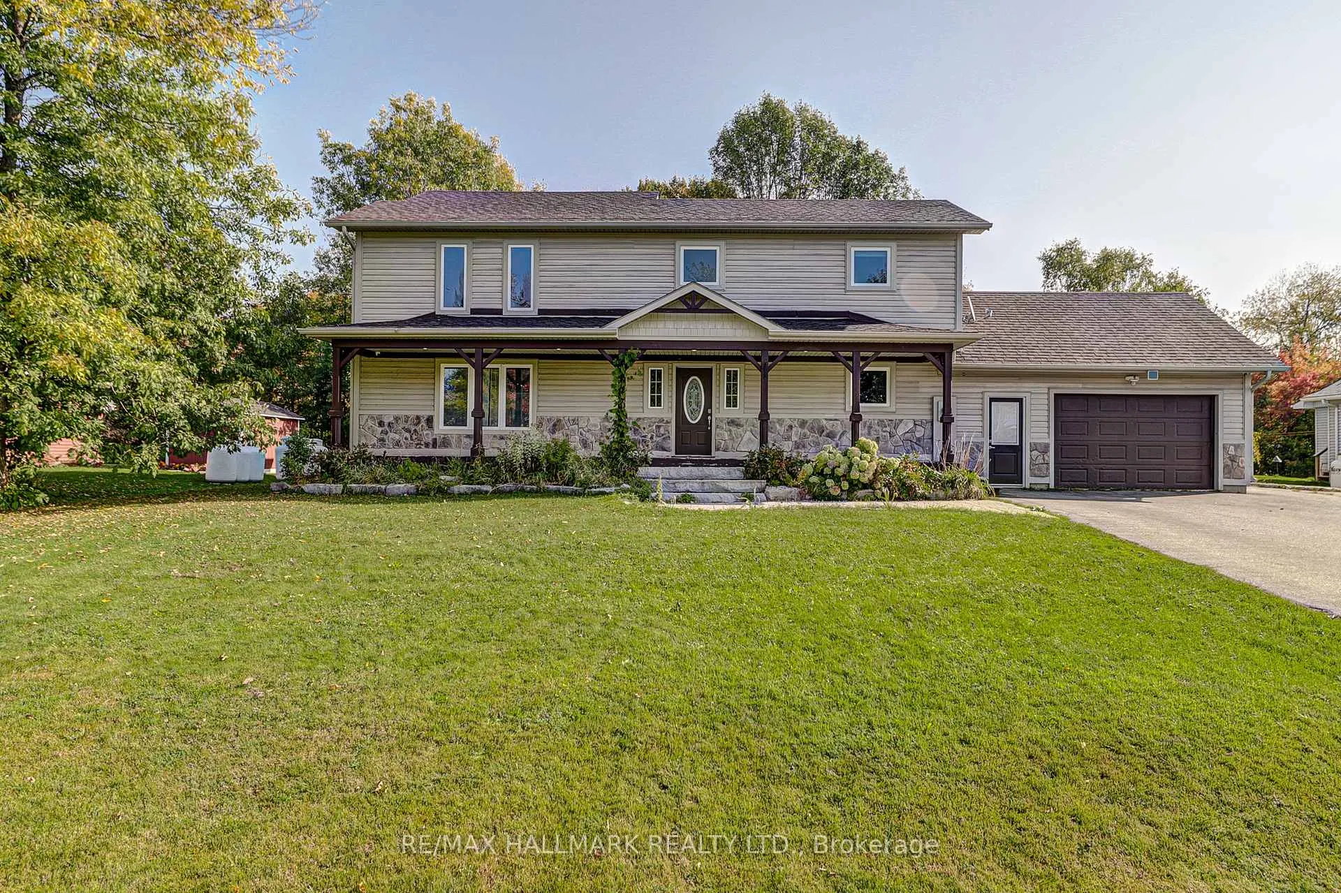 Photo 3 of 3799 Leo Crescent, Ramara, Rural Ramara — HOMEH