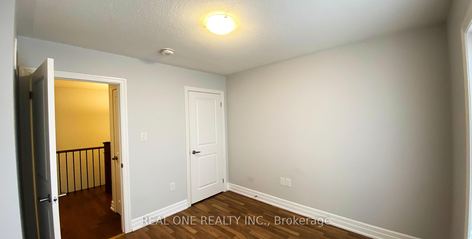 Photo 9 of 64 Kingknoll Crescent, Georgina, Keswick South — HOMEH