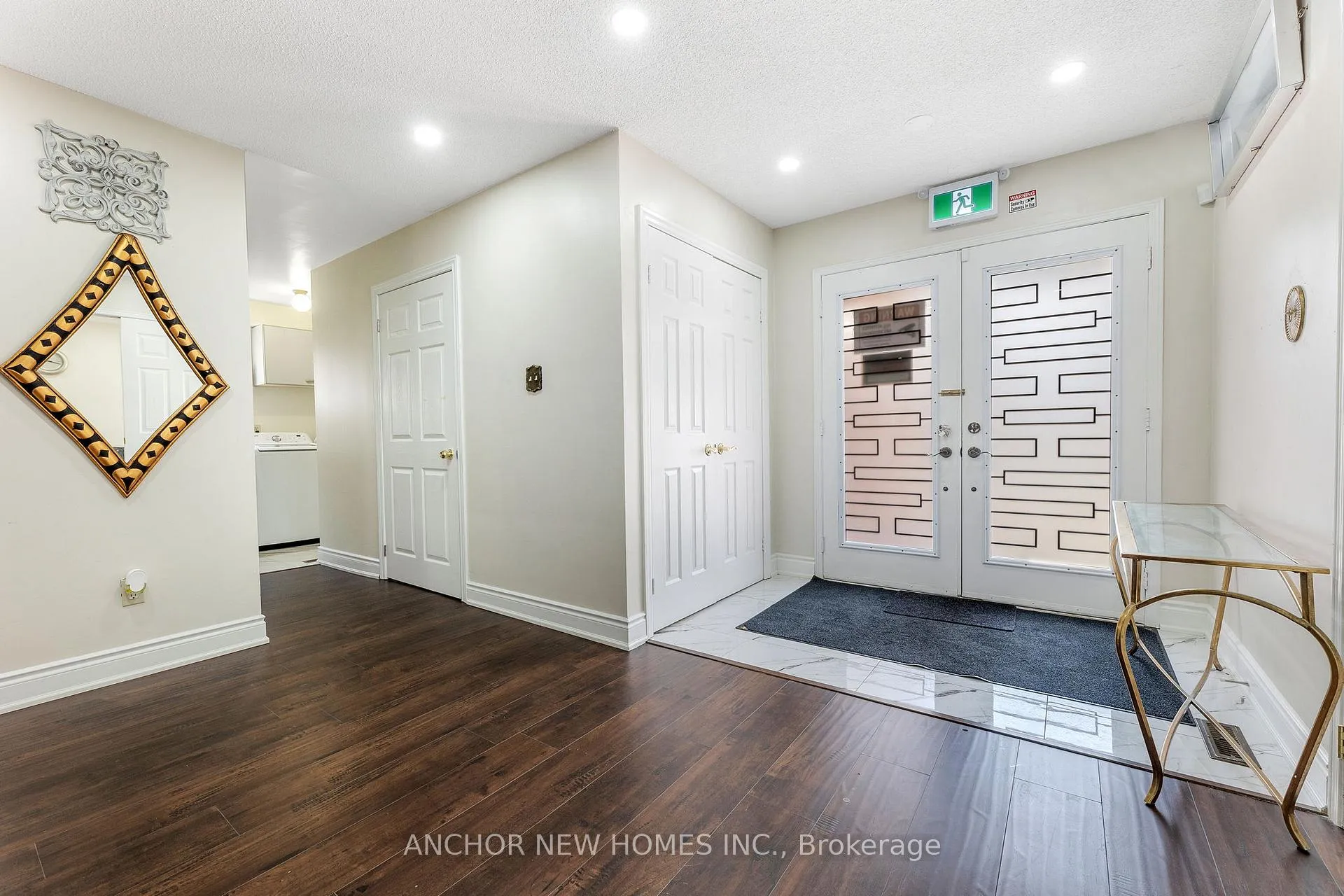 Photo 6 of 52 Settler Court, Brampton, Heart Lake West — HOMEH