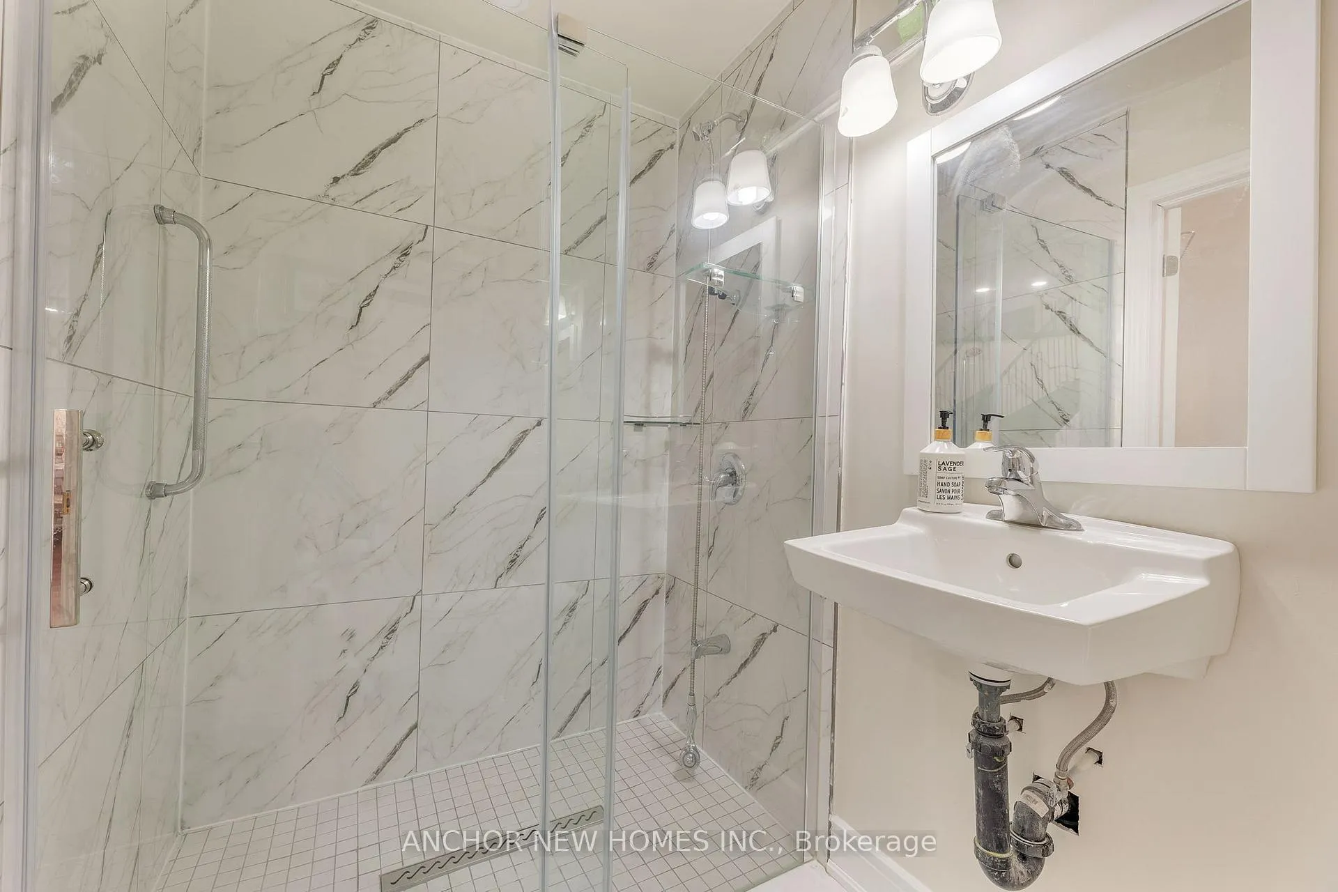 Photo 13 of 52 Settler Court, Brampton, Heart Lake West — HOMEH
