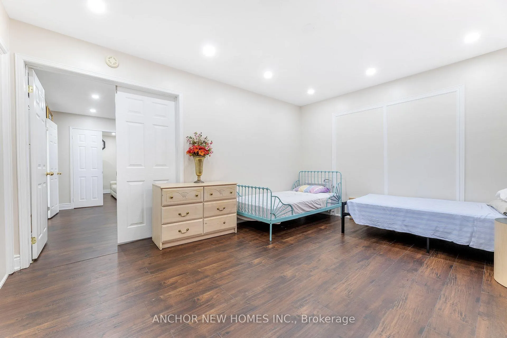 Photo 15 of 52 Settler Court, Brampton, Heart Lake West — HOMEH