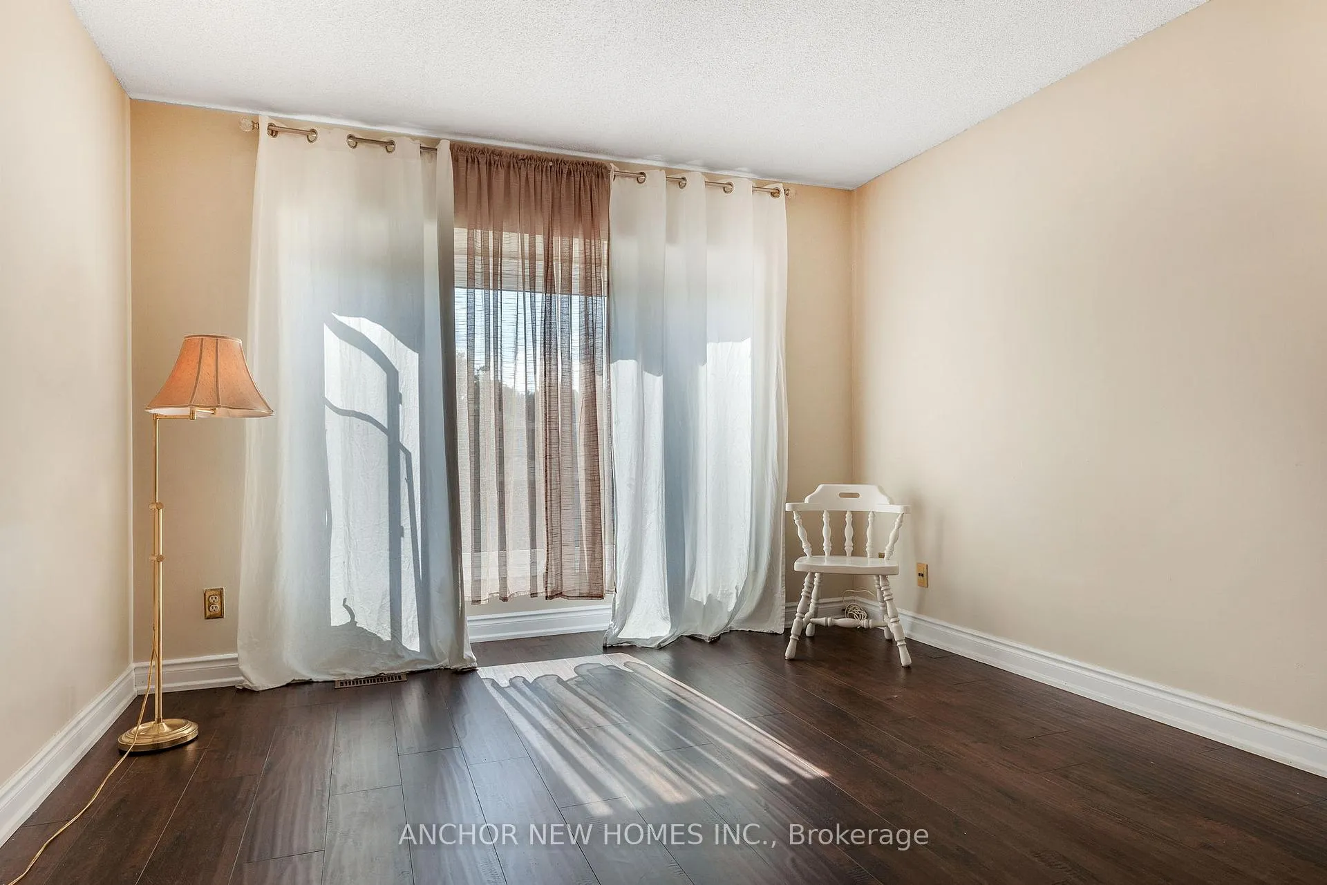 Photo 19 of 52 Settler Court, Brampton, Heart Lake West — HOMEH