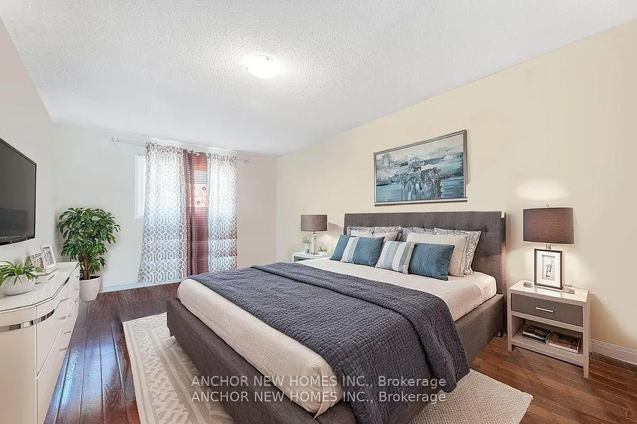 Photo 25 of 52 Settler Court, Brampton, Heart Lake West — HOMEH