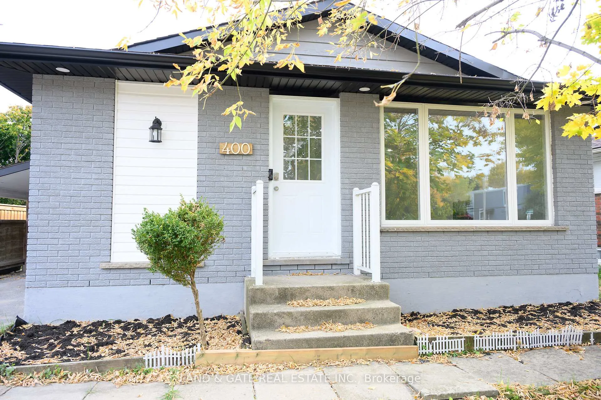 Photo 3 of 400 Limeridge Road W, Hamilton, Rolston — HOMEH