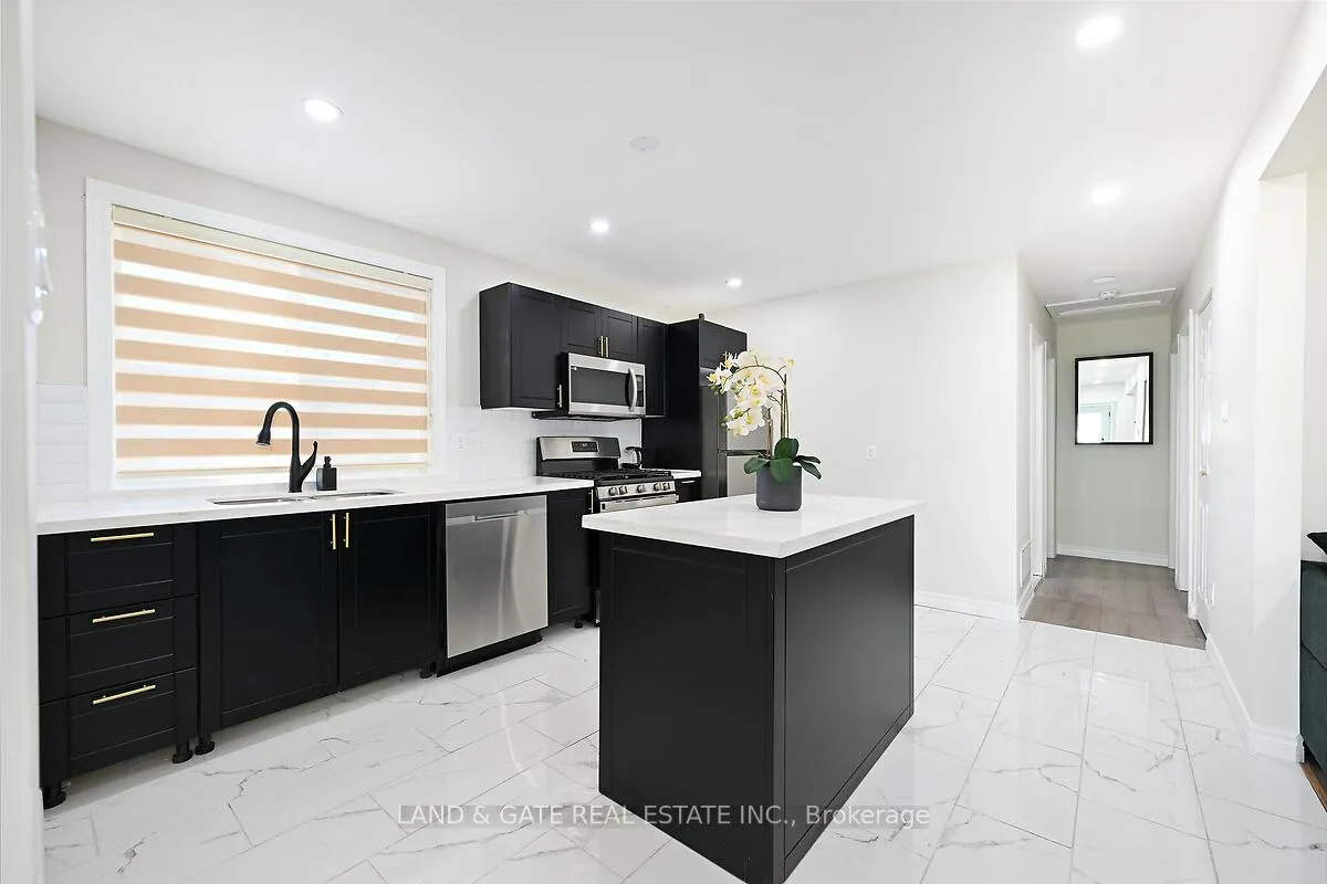 Photo 4 of 400 Limeridge Road W, Hamilton, Rolston — HOMEH