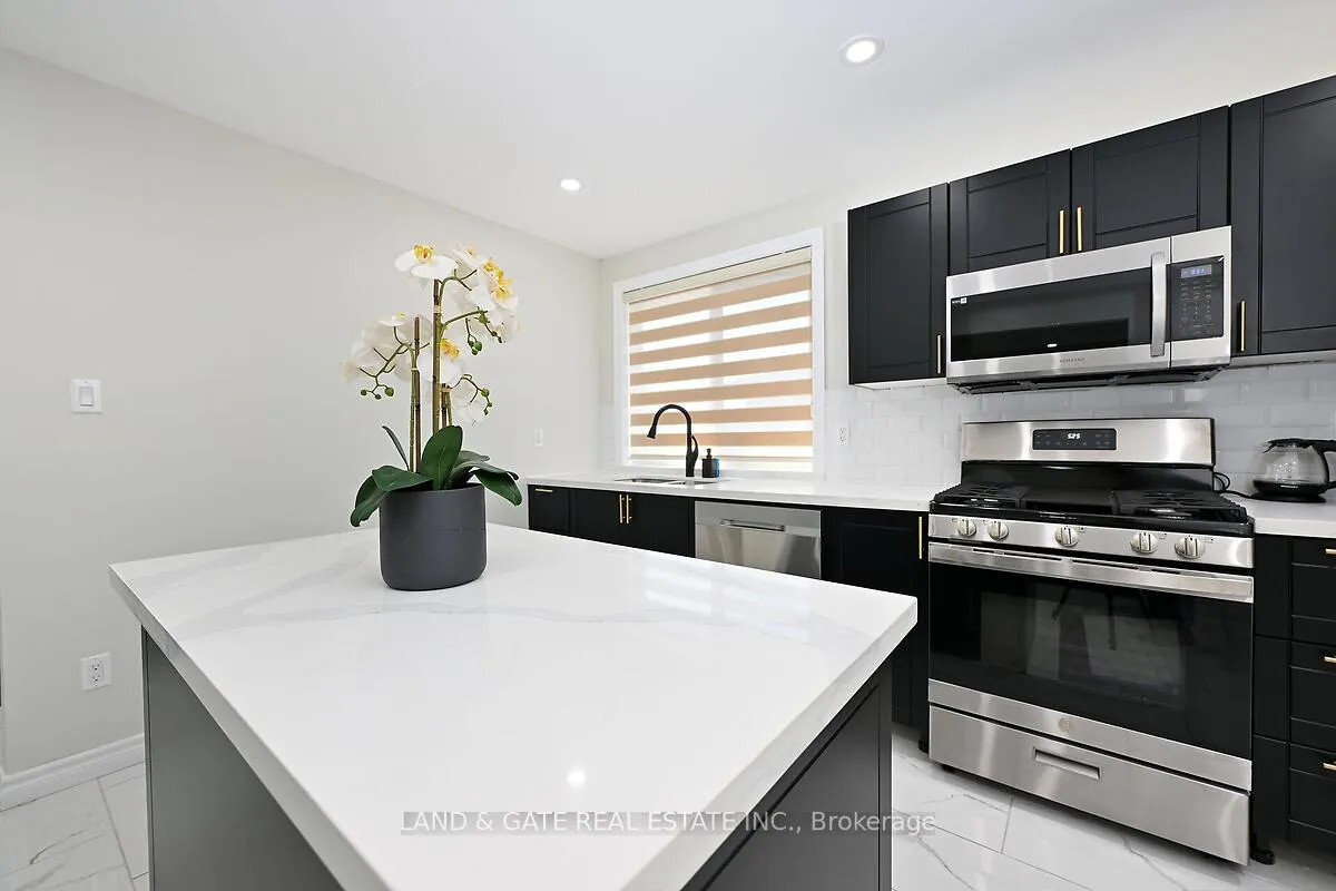 Photo 7 of 400 Limeridge Road W, Hamilton, Rolston — HOMEH