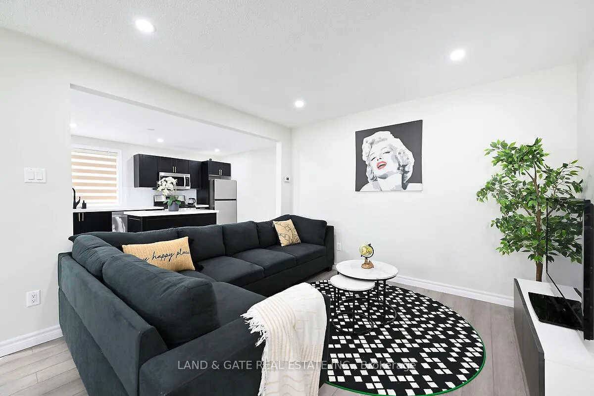 Photo 16 of 400 Limeridge Road W, Hamilton, Rolston — HOMEH