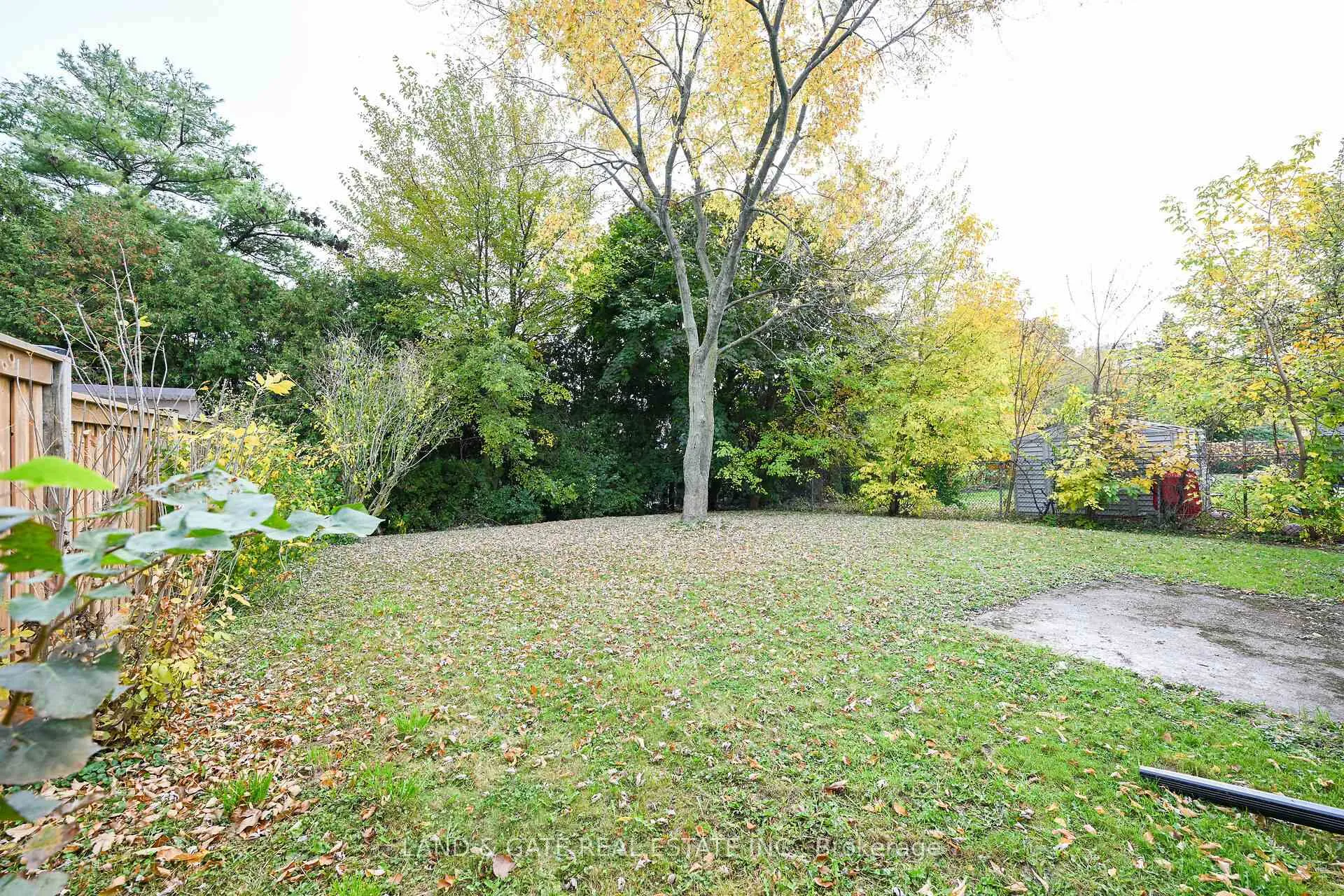 Photo 35 of 400 Limeridge Road W, Hamilton, Rolston — HOMEH