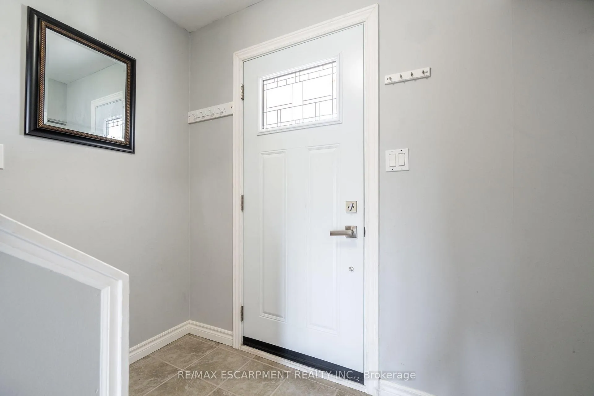 Photo 9 of 47 Bobolink Road, Hamilton, Bruleville — HOMEH