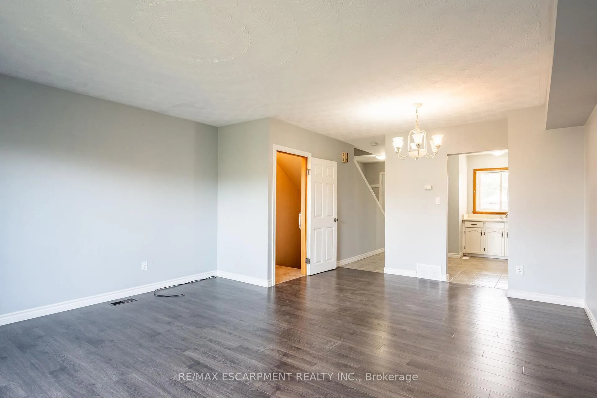 Photo 14 of 47 Bobolink Road, Hamilton, Bruleville — HOMEH