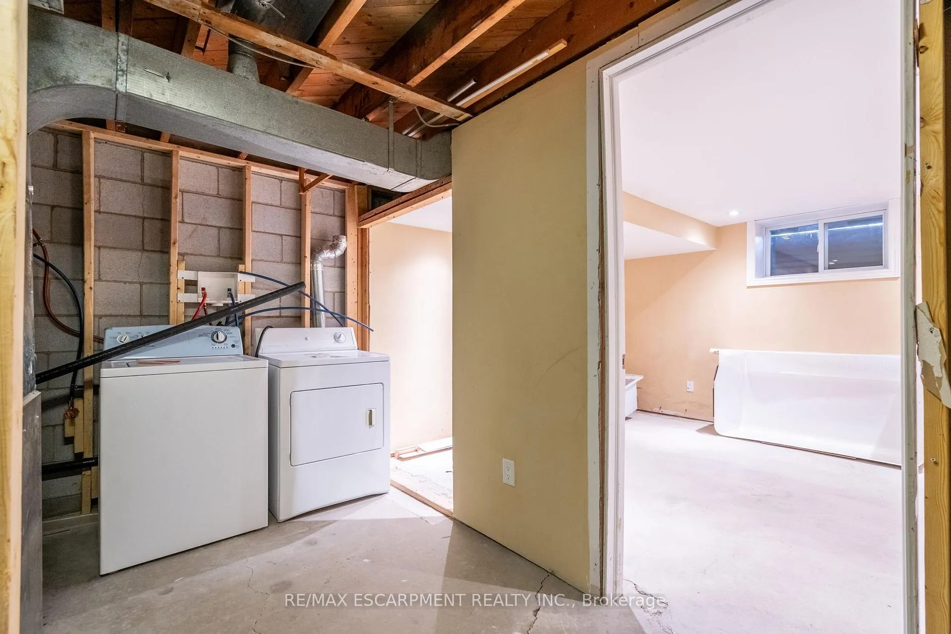 Photo 18 of 47 Bobolink Road, Hamilton, Bruleville — HOMEH