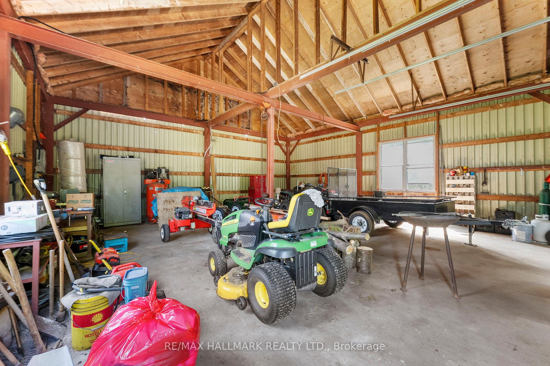 Photo 14 of 24093 Weirs Side Road, Georgina, Pefferlaw — HOMEH