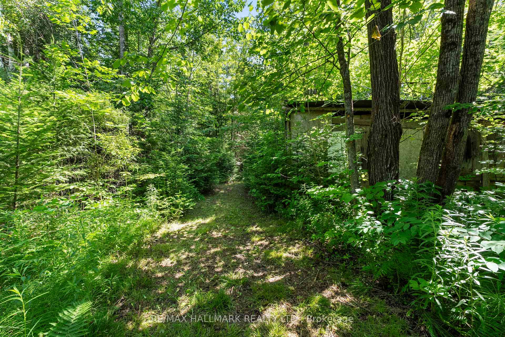 Photo 20 of 24093 Weirs Side Road, Georgina, Pefferlaw — HOMEH