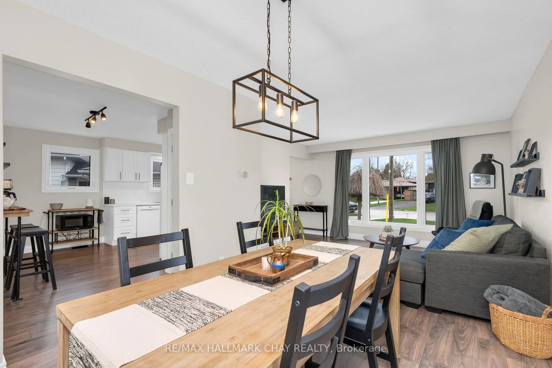 Photo 10 of 229 Eric Street, Clearview, Stayner — HOMEH