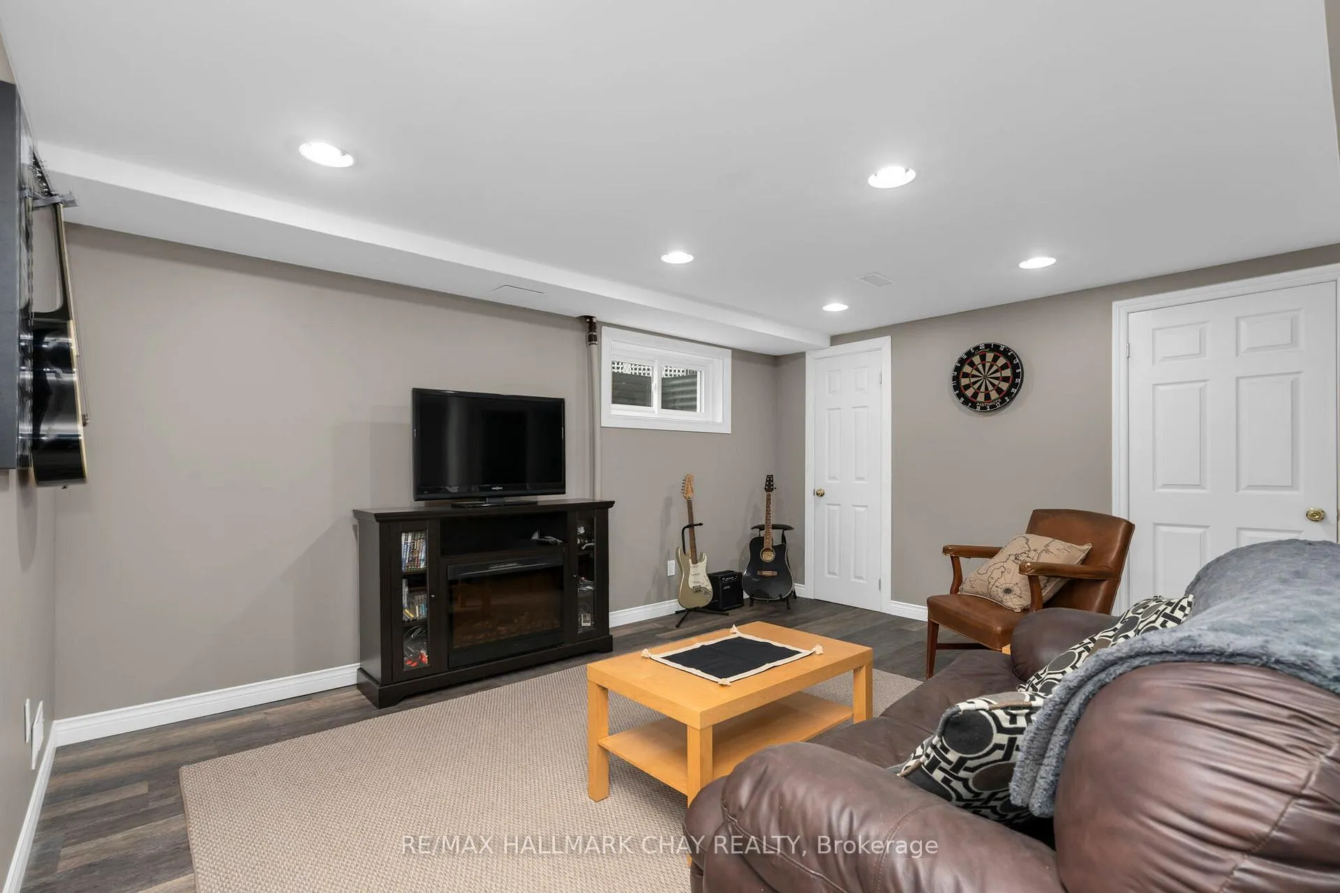 Photo 19 of 229 Eric Street, Clearview, Stayner — HOMEH