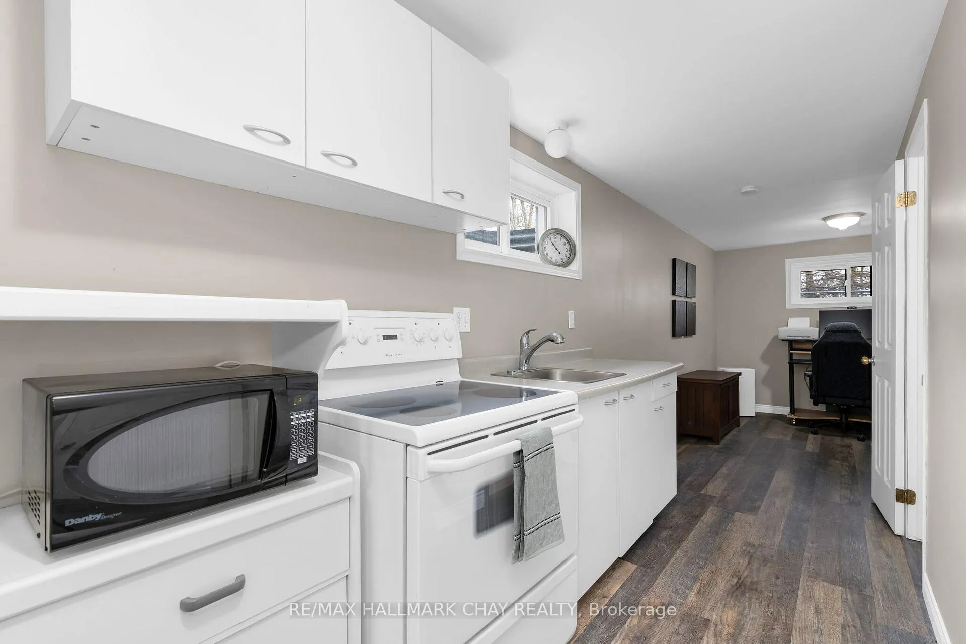 Photo 20 of 229 Eric Street, Clearview, Stayner — HOMEH