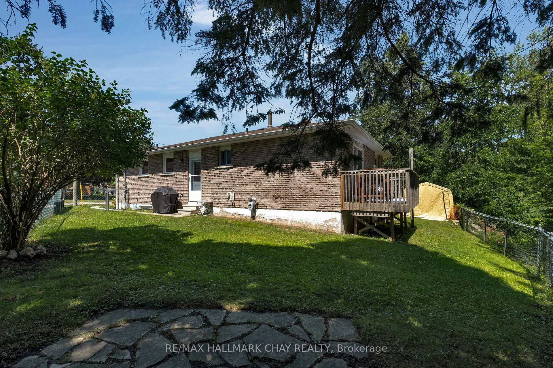 Photo 24 of 229 Eric Street, Clearview, Stayner — HOMEH