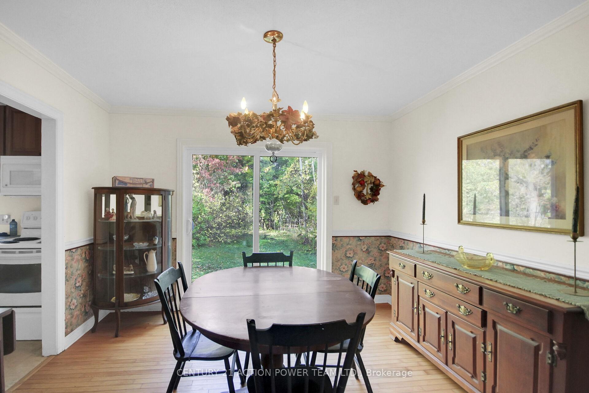 Photo 10 of 5658 Marlene Cr, Ottawa, Osgoode — HOMEH