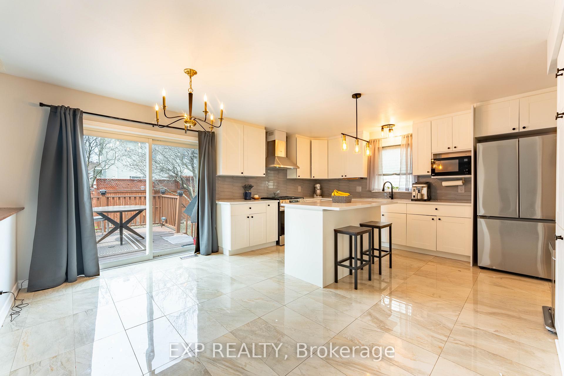 Photo 20 of 15 mayford Avenue, Ottawa, Barrhaven East — HOMEH