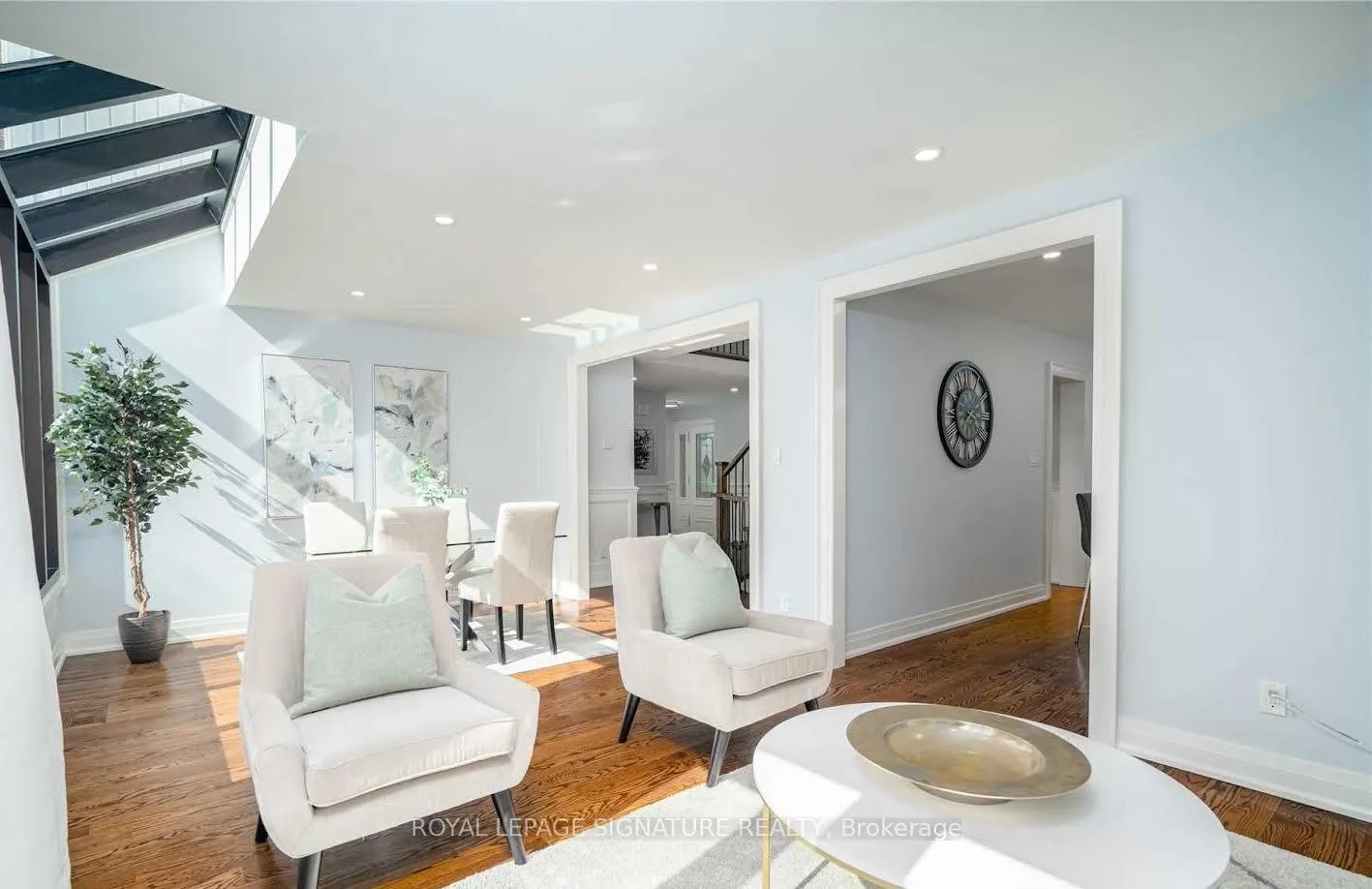 Photo 4 of 34 Alexis Road, Markham, Thornlea — HOMEH