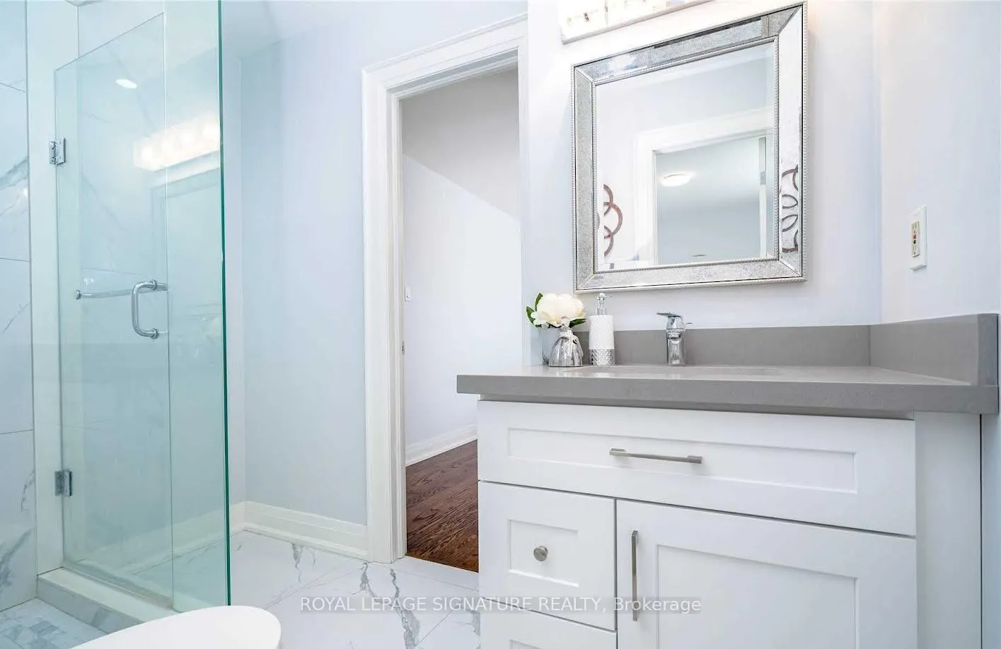 Photo 16 of 34 Alexis Road, Markham, Thornlea — HOMEH