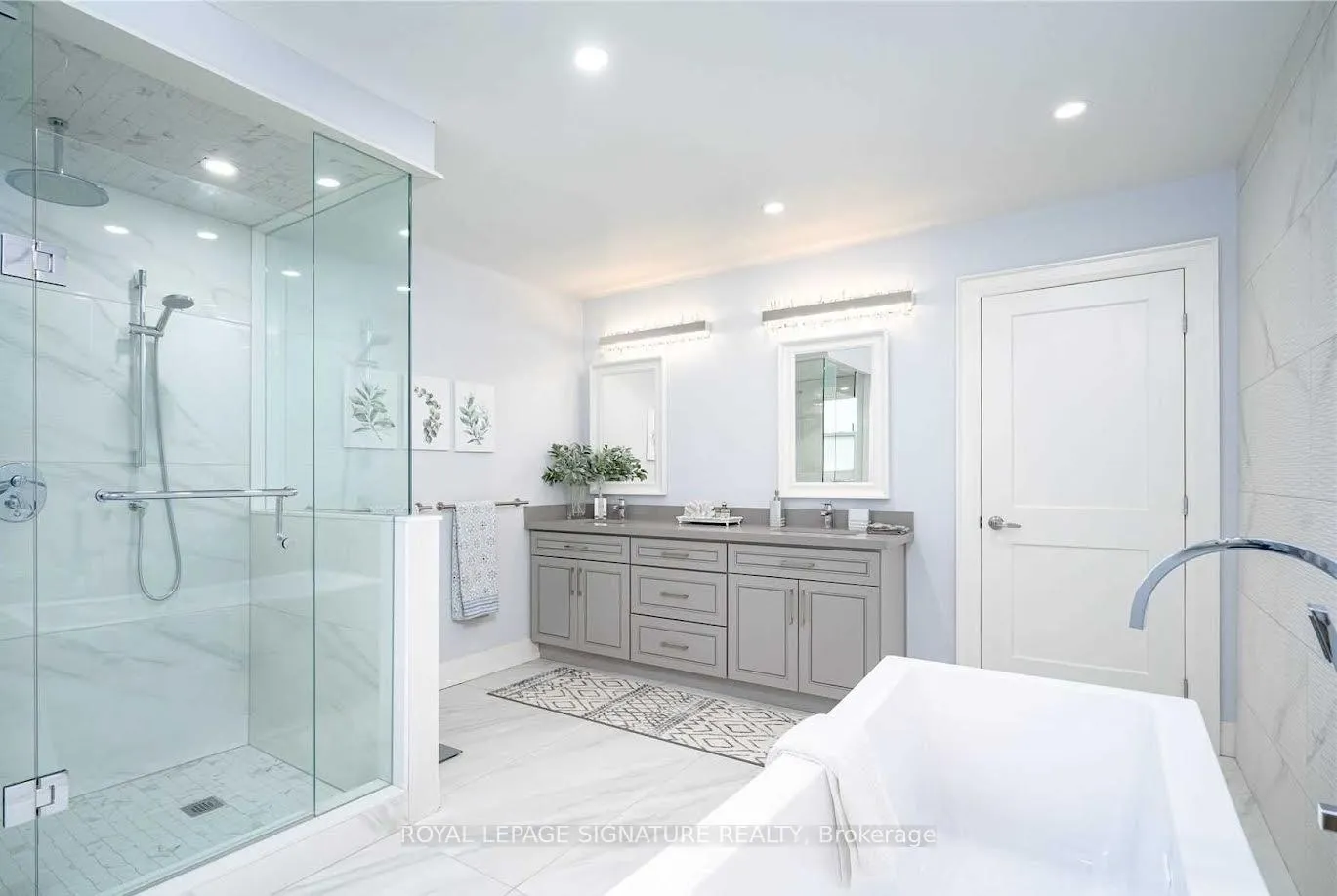 Photo 17 of 34 Alexis Road, Markham, Thornlea — HOMEH
