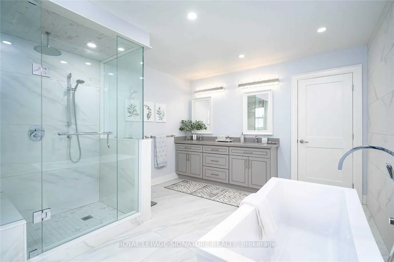 Photo 25 of 34 Alexis Road, Markham, Thornlea — HOMEH