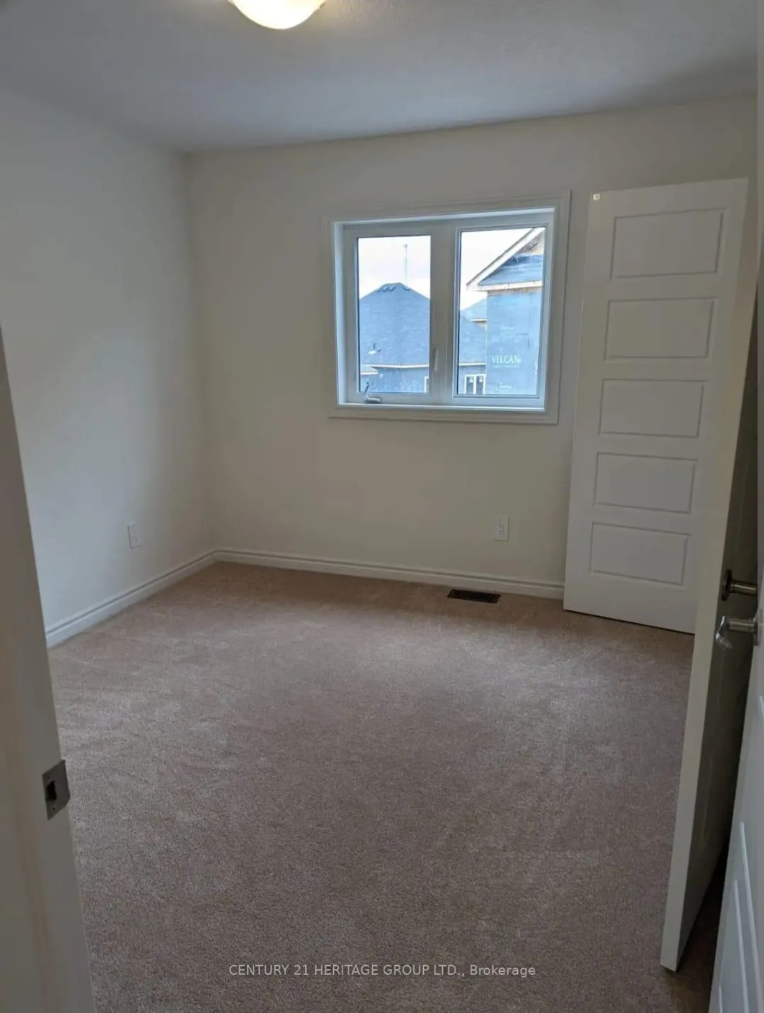 Photo 5 of 27 Stokes Road, Brant, Paris — HOMEH