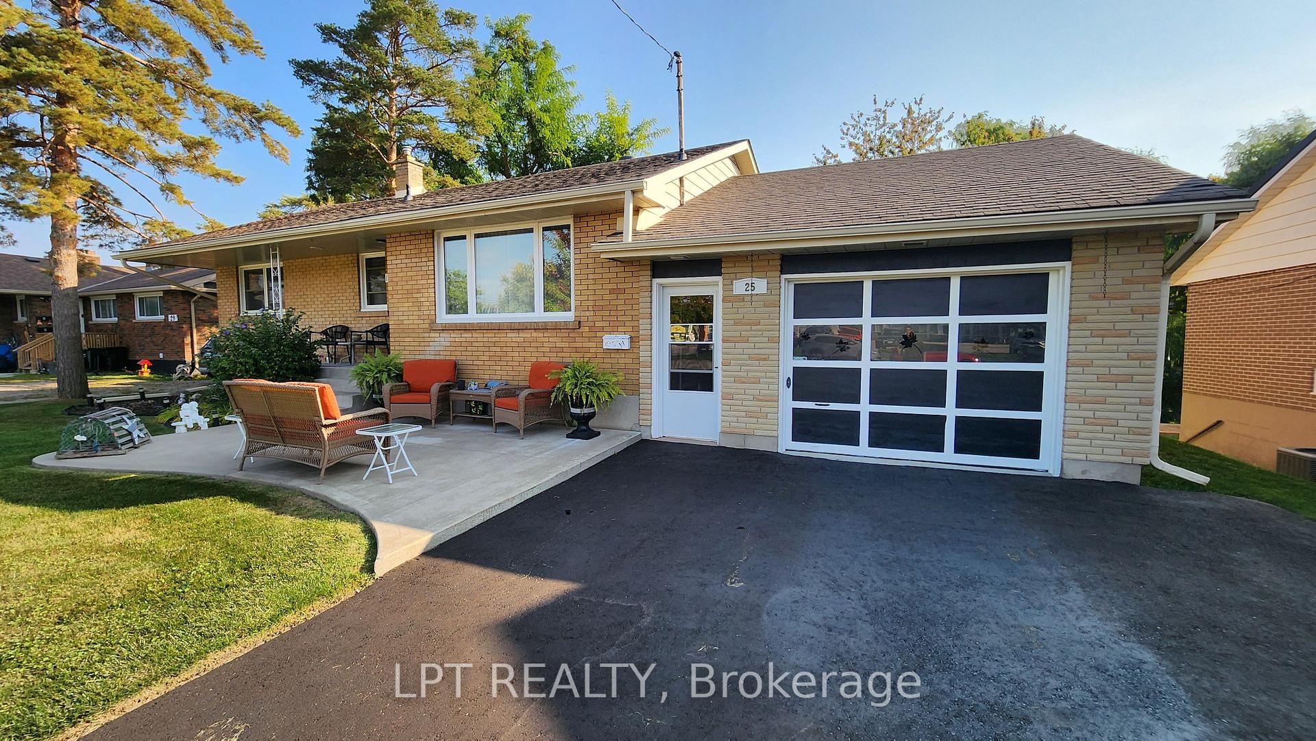 Photo 1 of 25 Davidson Street, Barrie, Wellington — HOMEH