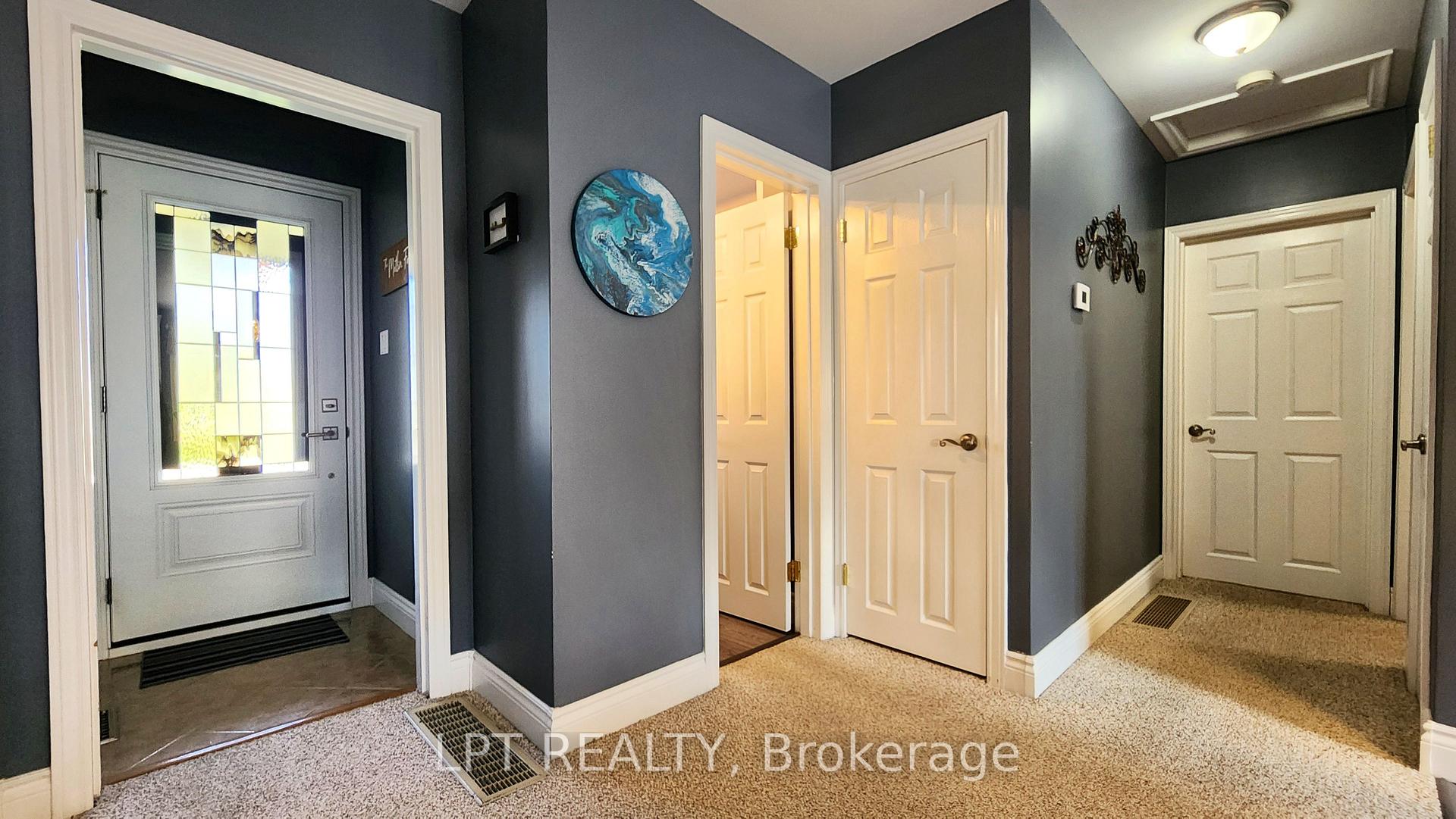 Photo 6 of 25 Davidson Street, Barrie, Wellington — HOMEH