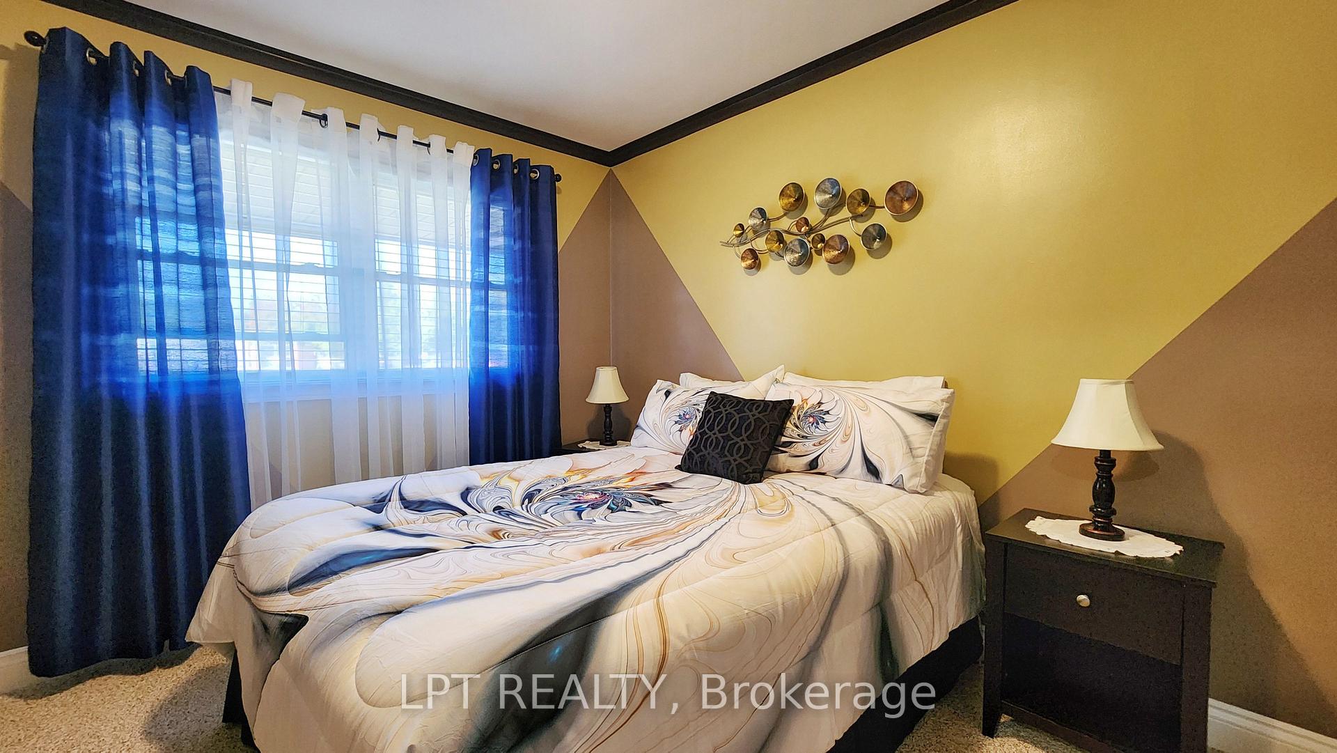 Photo 15 of 25 Davidson Street, Barrie, Wellington — HOMEH
