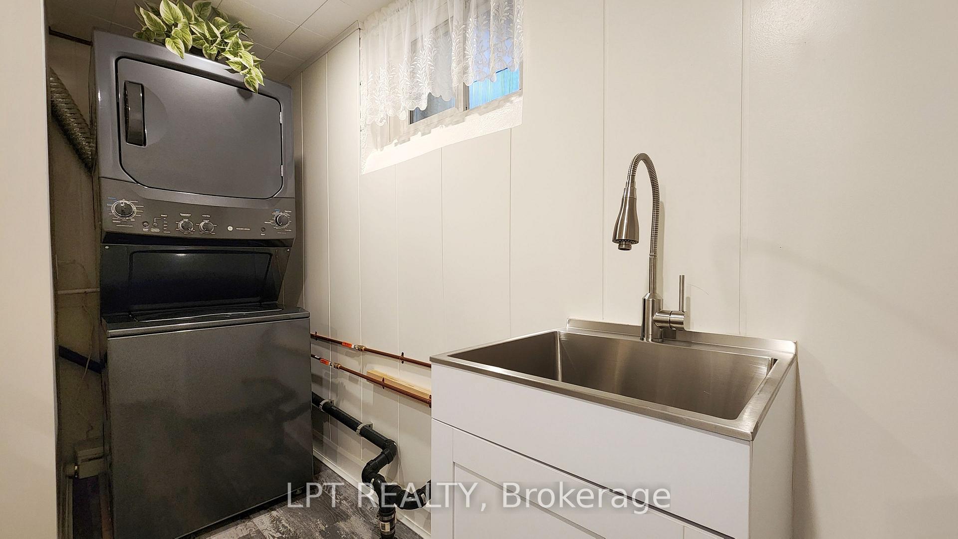 Photo 19 of 25 Davidson Street, Barrie, Wellington — HOMEH