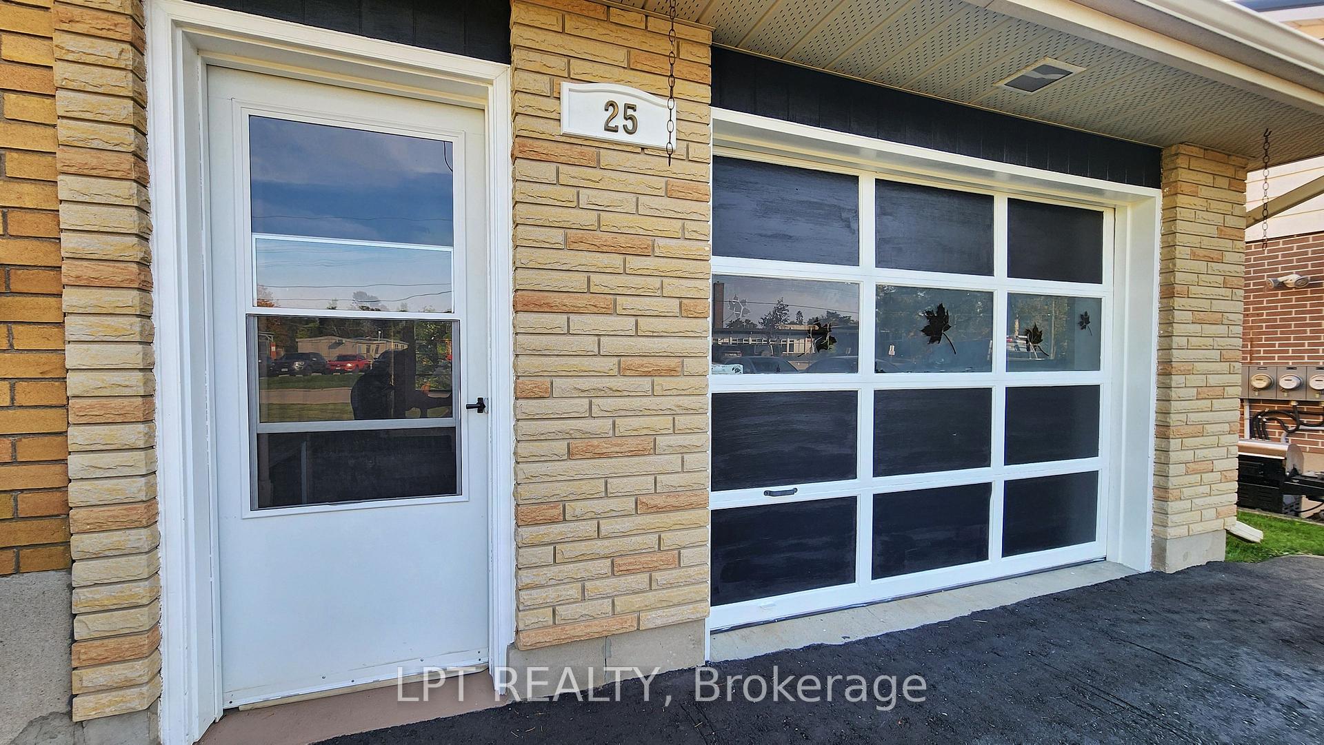 Photo 29 of 25 Davidson Street, Barrie, Wellington — HOMEH