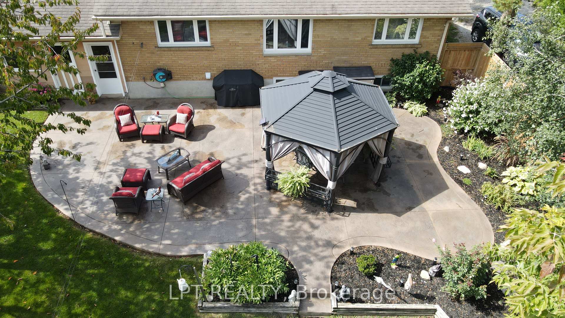Photo 31 of 25 Davidson Street, Barrie, Wellington — HOMEH