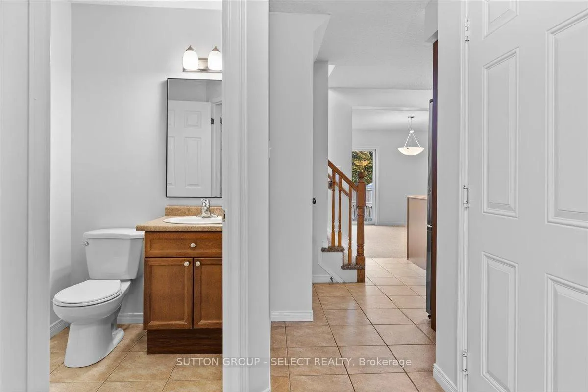 Photo 5 of 115 Templewood Drive, Kitchener — HOMEH