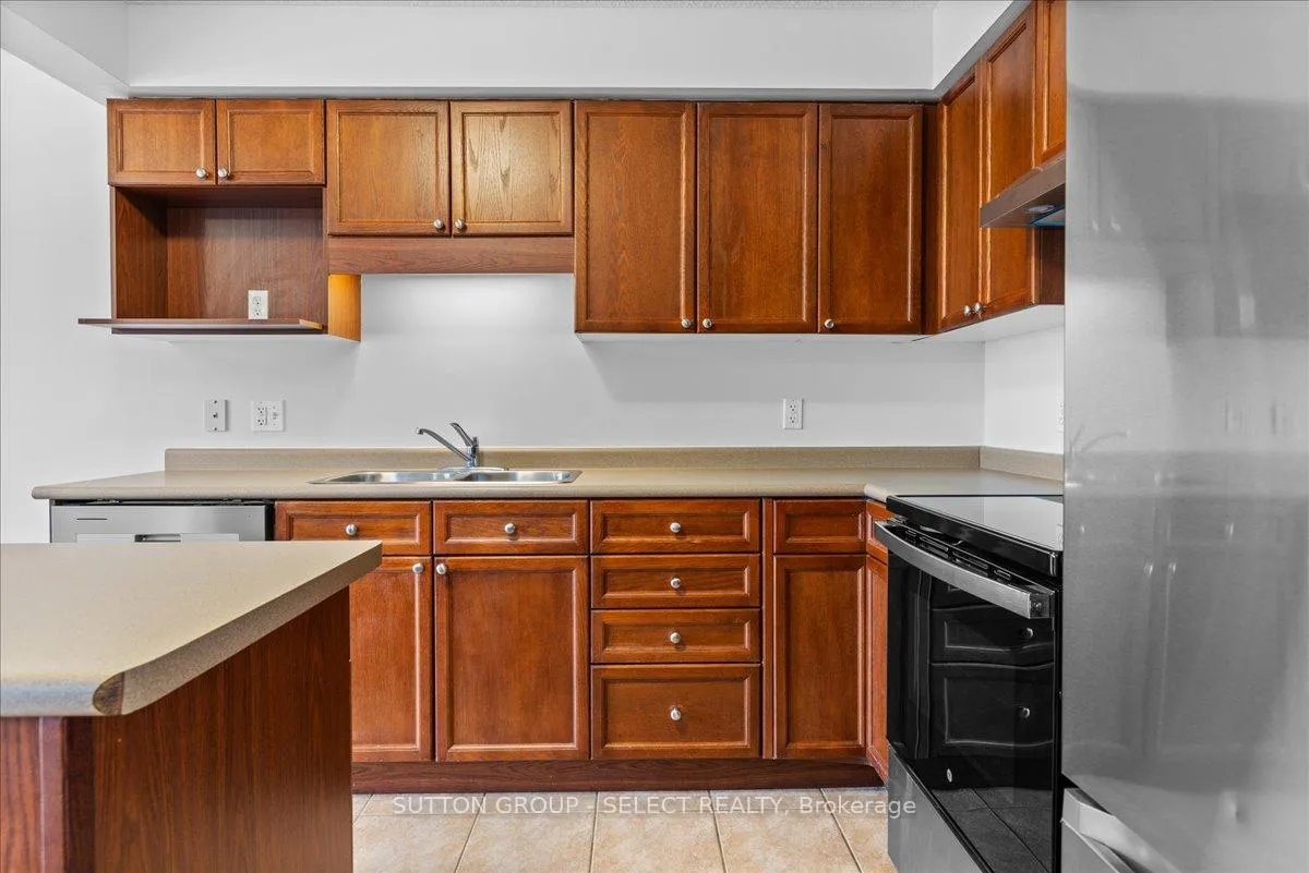 Photo 7 of 115 Templewood Drive, Kitchener — HOMEH