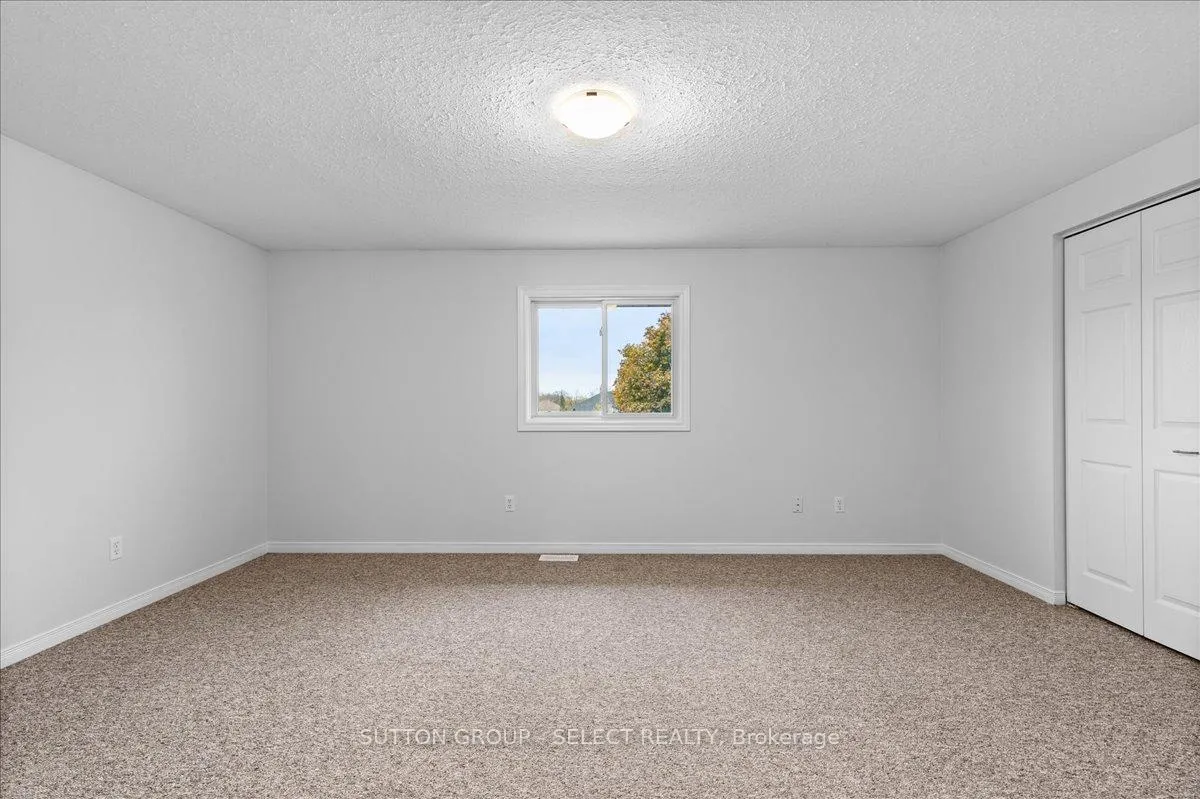 Photo 17 of 115 Templewood Drive, Kitchener — HOMEH