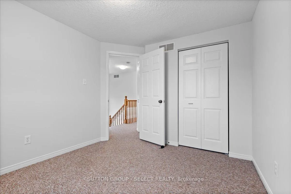 Photo 22 of 115 Templewood Drive, Kitchener — HOMEH
