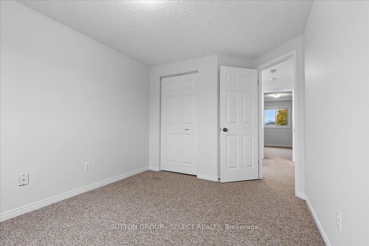 Photo 24 of 115 Templewood Drive, Kitchener — HOMEH